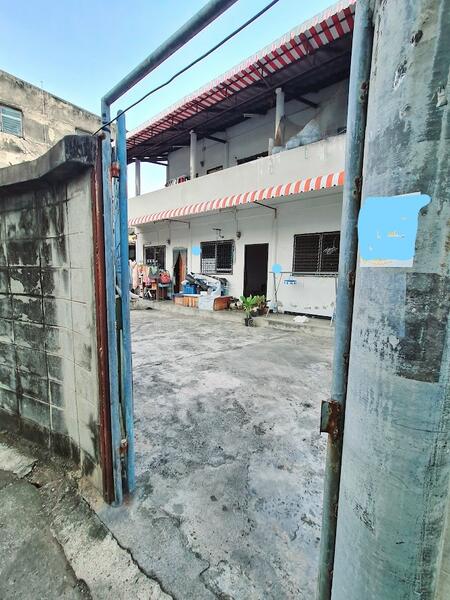 ขาย - ขายหอพักเพชรเกษม เขตภาษีเจริญ ใกล้ BTS บางไผ่, กรุงเทพ