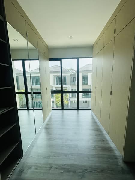 Townhouse, Baan Klang Muang Classe Sukhumvit 77, Near BTS On Nut, Bangkok, Suan Luang, Bangkok, 3 Bedrooms, 228 sqm, Townhouse For Rent, by Thiti Boonchurn, 11892328 - DDproperty.com