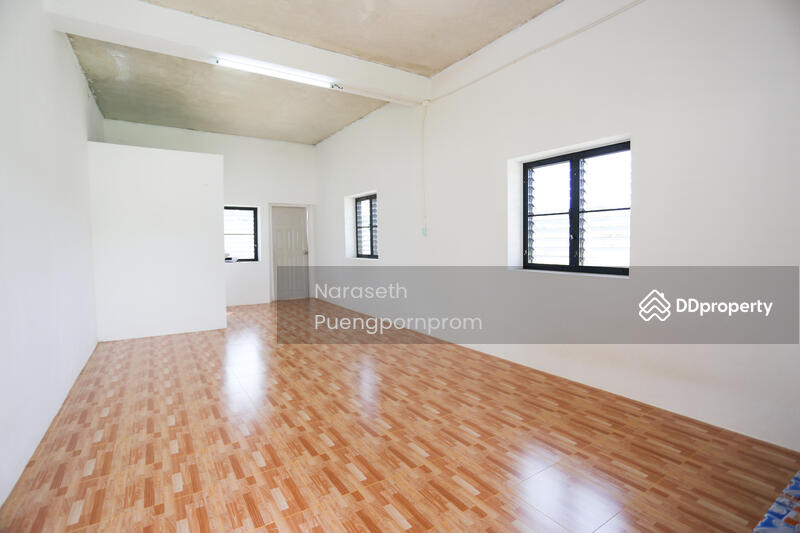 For Sale - Factory with Land for Sale Ready-to-Use Agricultural Processing Facility, Nakhon Pathom