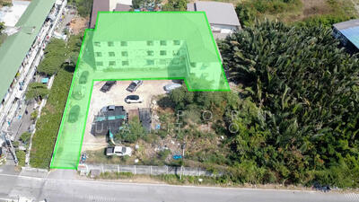 ขาย - ขายอพาร์ทเม้นท์ ในเมือง มหาชัย 60 ห้อง 3 ชั้น (ขายพร้อมผู้เช่า มีผู้เช่าเต็มตลอด) ติดถนนหน้ากว้าง, สมุทรสาคร