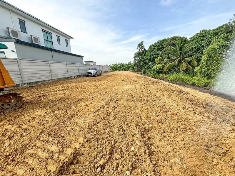 ขายที่ดินติดถนน พุทธมณฑล สาย5 ทำเลทอง หน้าติดถนนหลัก หลังติดคลอง 1ไร่ 15ล้าน ถูกมาก, นครปฐม, บางกระทึก, สามพราน, นครปฐม, 1,529 ตร.ม., ที่ดิน ขาย, โดย Apaporn Muanthorani, 11892900 - DDproperty.com