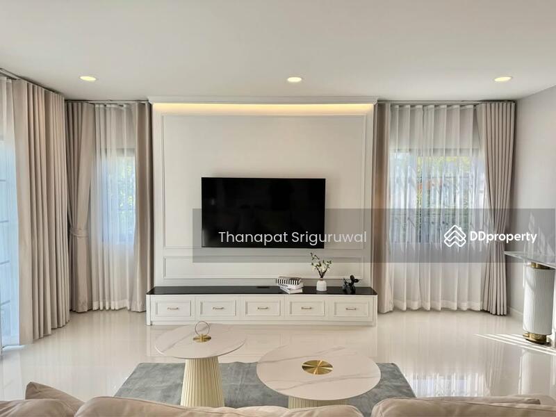 ขาย - Centro Bangna Km.7 : เซนโทร บางนา กม.7, สมุทรปราการ