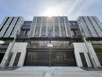 ขาย - Nue Hybe Suksawat : นิว ไฮบ์ สุขสวัสดิ์, กรุงเทพ