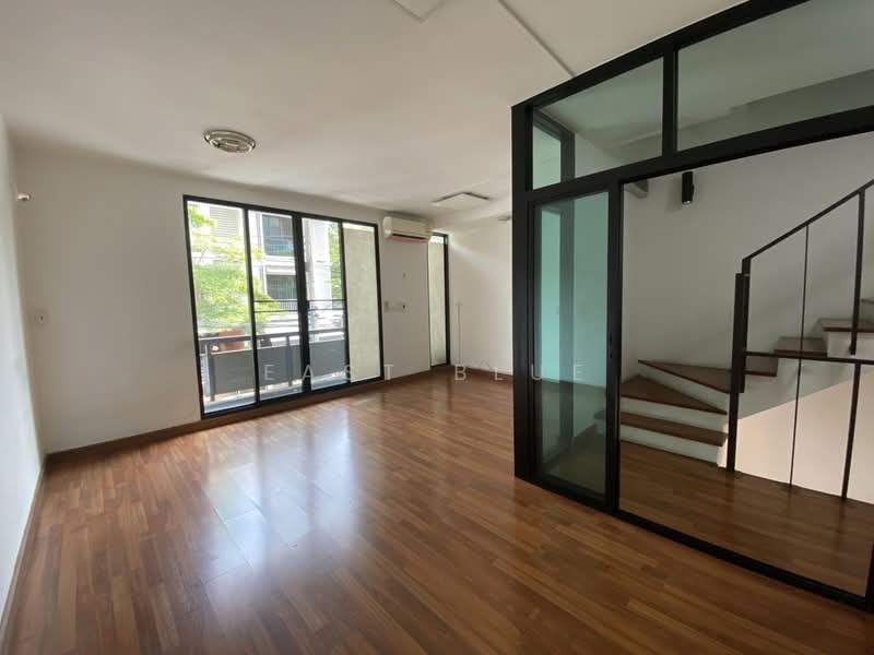 Areeya Mandarina Sukhumvit 77 : อารียา แมนดารีนา สุขุมวิท 77, กรุงเทพ, ถนนสุขุมวิท 77 (อ่อนนุช), สวนหลวง, สวนหลวง, กรุงเทพ, 225 ตร.ม., ทาวน์เฮ้าส์ ให้เช่า, โดย East Blue, 11893593 - DDproperty.com