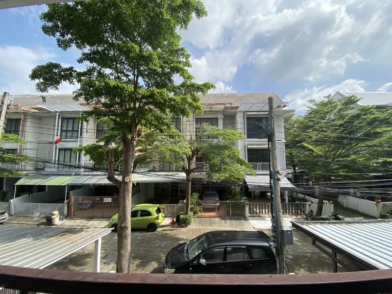 Areeya Mandarina Sukhumvit 77, Bangkok, Sukhumvit 77 Road (On Nut), Suan Luang, Suan Luang, Bangkok, 4 Bedrooms, 225 sqm, Townhouse For Rent, by East Blue, 11893593 - DDproperty.com