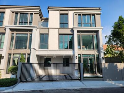 ขาย - Baan Klang Muang Classe Ratchayothin : บ้านกลางเมือง คลาสเซ่ รัชโยธิน, กรุงเทพ