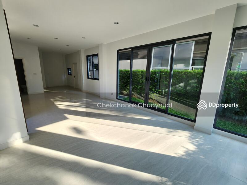 ขาย - Baan Klang Muang Classe Ratchayothin : บ้านกลางเมือง คลาสเซ่ รัชโยธิน, กรุงเทพ