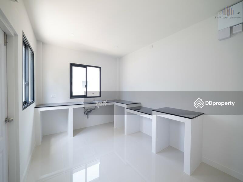 For Sale - CENTRO Thawiwatthana, Bangkok