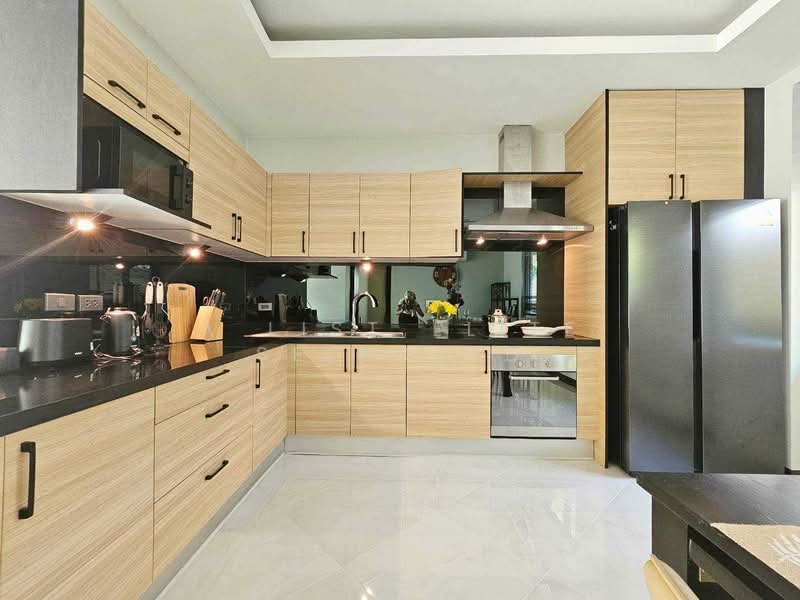 For Sale - Whispering Palms, Chon Buri (Pattaya)