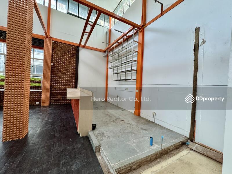 For Rent - For Rent Bangkok Shophouse Naradhiwas Rajanagarindra Rd. BTS Saint Louis BRE25095, Bangkok