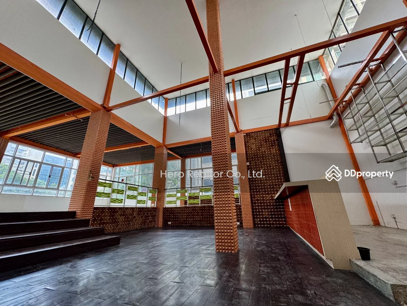 For Rent - For Rent Bangkok Shophouse Naradhiwas Rajanagarindra Rd. BTS Saint Louis BRE25095, Bangkok