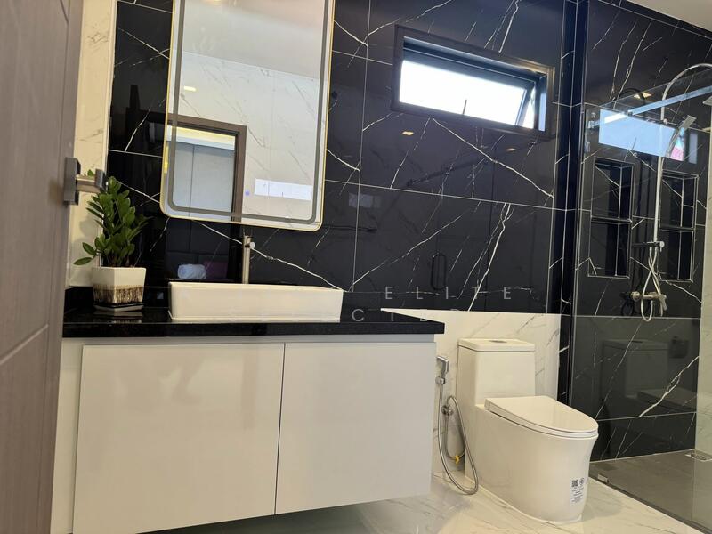 Eakmongkol Chaiyaphruek 2 - 6-Bedroom Pool Villa in South Pattaya, Chon Buri (Pattaya), Na Kloe, Bang Lamung (Pattaya), Chon Buri (Pattaya), 6 Bedrooms, 540 sqm, Villa For Sale, by A LIST ELITE SELECTED, 11894292 - DDproperty.com