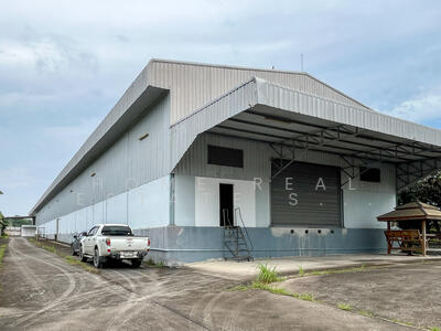 ขาย - ที่ดินพร้อมโกดัง ใกล้นิคม WHA 4 ติดถนน 3191, ระยอง