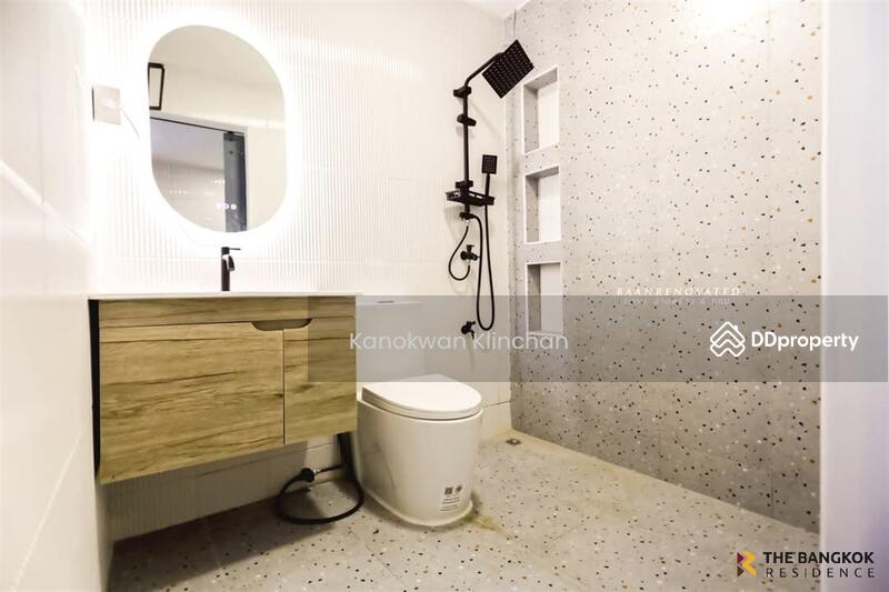For Sale - Townhouse area Ladprao, Bangkok