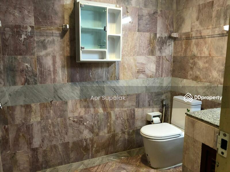 For Rent - Baan Ploenchit, Bangkok