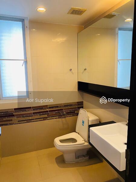 For Rent - Richmond Hills Residence, Bangkok