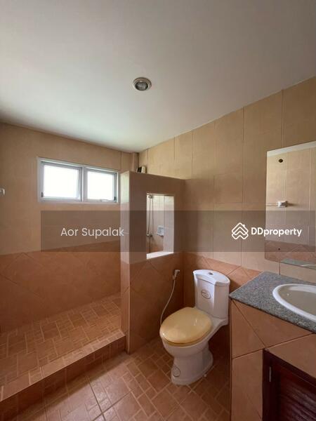 ให้เช่า - House for Rent 4 Bedrooms near BTS Bang Chak, กรุงเทพ