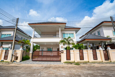 ขาย - Baan Dusit Pattaya Garden : บ้านดุสิต การ์เด้น, ชลบุรี