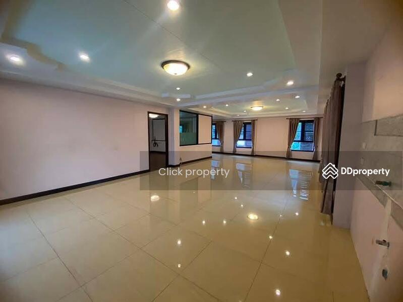 For Rent - บ้านพร้อมพ, Bangkok