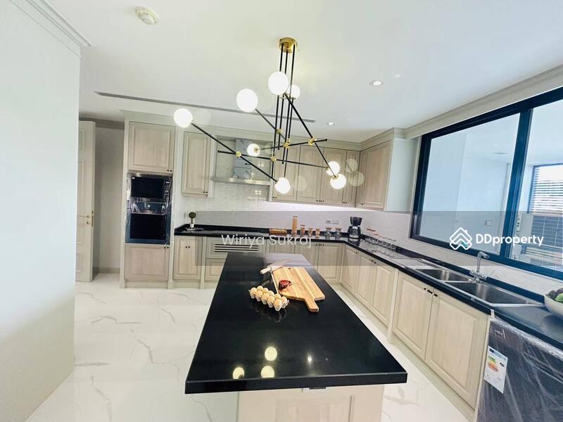 For Rent - Raveevan Suites, Bangkok