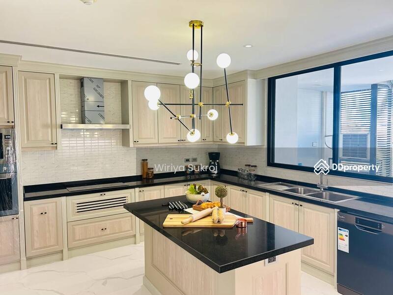 For Rent - Raveevan Suites, Bangkok
