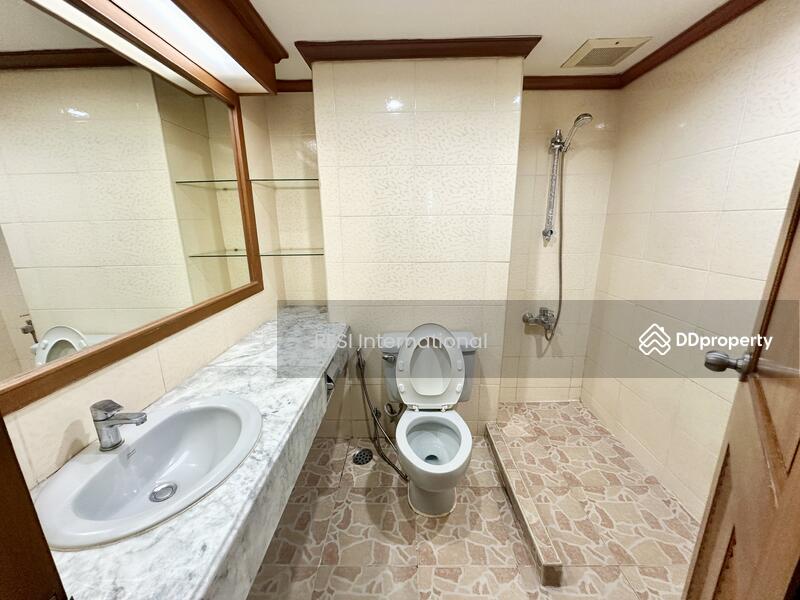 For Sale - Siphaya River View Condominium, Bangkok