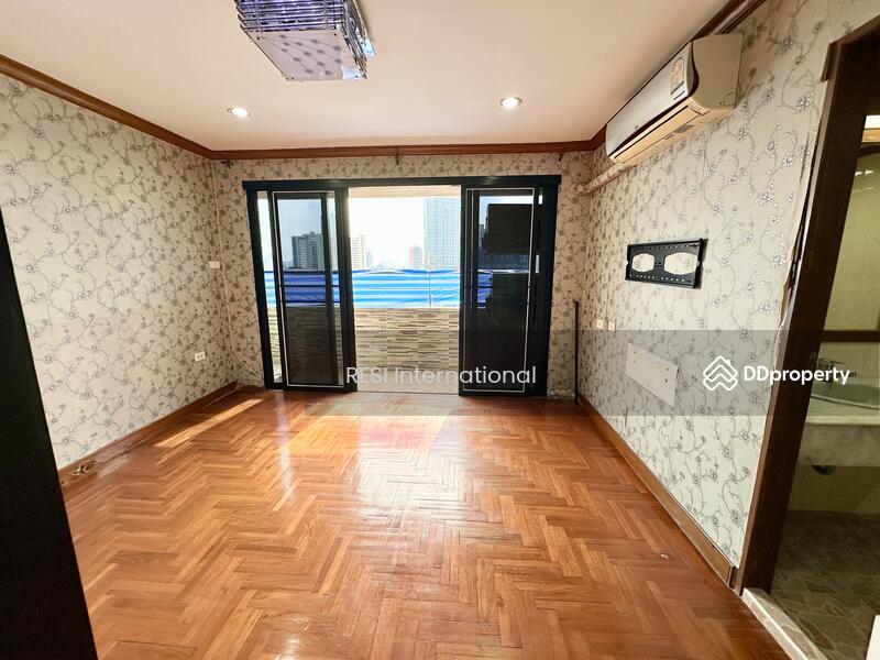 For Sale - Siphaya River View Condominium, Bangkok