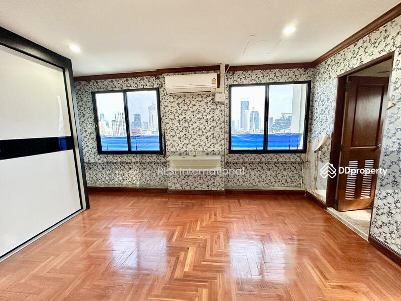 For Sale - Siphaya River View Condominium, Bangkok