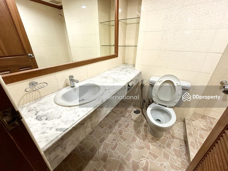 For Sale - Siphaya River View Condominium, Bangkok