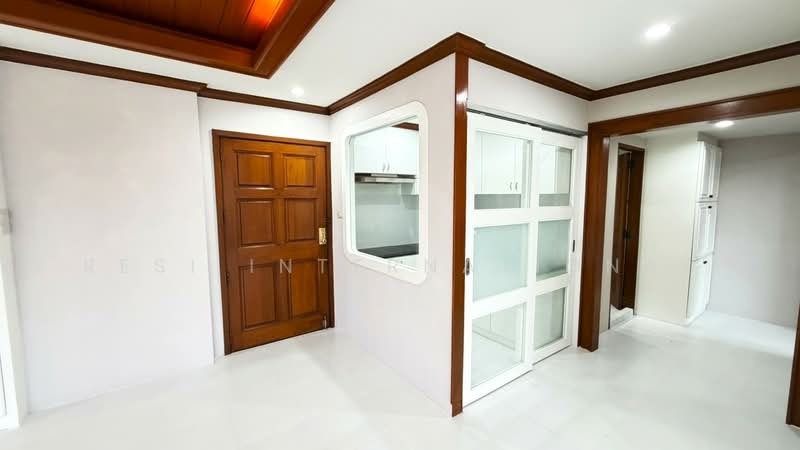 Siphaya River View Condominium : สี่พระยา ริเวอร์วิว คอนโดมิเนียม, กรุงเทพ, 108 ถนน โยธา, ตลาดน้อย, สัมพันธวงศ์, กรุงเทพ, 124 ตร.ม., คอนโด ขาย, โดย RESI International, 11896477 - DDproperty.com