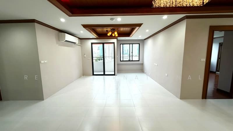 Siphaya River View Condominium : สี่พระยา ริเวอร์วิว คอนโดมิเนียม, กรุงเทพ, 108 ถนน โยธา, ตลาดน้อย, สัมพันธวงศ์, กรุงเทพ, 124 ตร.ม., คอนโด ขาย, โดย RESI International, 11896477 - DDproperty.com