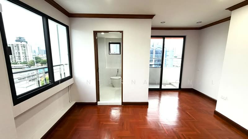 Siphaya River View Condominium, Bangkok, 108 Yotha Road, Talat Noi, Samphanthawong, Bangkok, 3 Bedrooms, 124 sqm, Condo For Sale, by RESI International, 11896477 - DDproperty.com