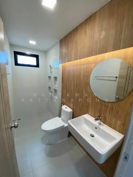 For Rent - 3 story building near Pibulsongkram Rajabhat University, Phitsanulok, Phitsanulok