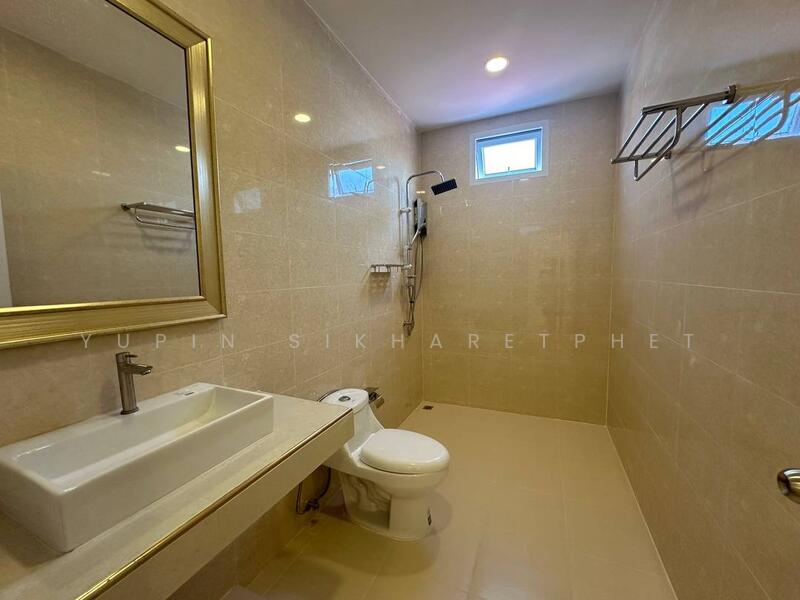 Townhouse for sale, Chon Buri (Pattaya), Nong Pru, Bang Lamung (Pattaya), Chon Buri (Pattaya), 4 Bedrooms, 170 sqm, Townhouse For Sale, by Yupin Sikharetphet, 11897559 - DDproperty.com