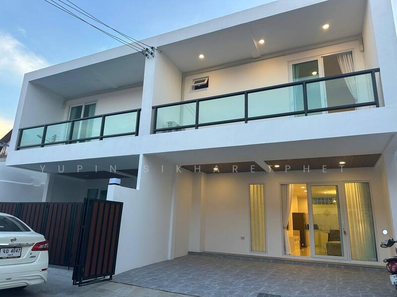 Townhouse for sale, Chon Buri (Pattaya), Nong Pru, Bang Lamung (Pattaya), Chon Buri (Pattaya), 4 Bedrooms, 170 sqm, Townhouse For Sale, by Yupin Sikharetphet, 11897559 - DDproperty.com