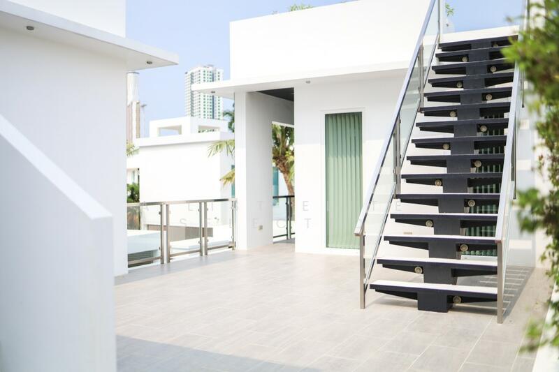 Palm Oasis Villa Pattaya, Chon Buri (Pattaya), Soi Thep Prasit 17, Nong Pru, Bang Lamung (Pattaya), Chon Buri (Pattaya), 5 Bedrooms, 500 sqm, Villa For Sale, by A LIST ELITE SELECTED, 11897615 - DDproperty.com