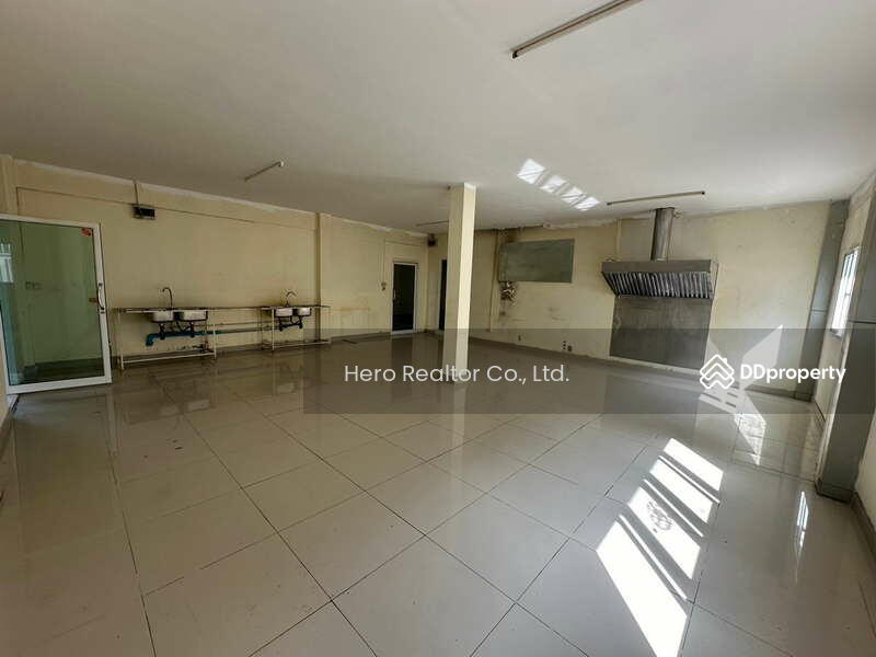 For Rent - For Rent Bangkok Home Office Phahon Yothin Road BTS Phahon Yothin 24 Chatuchak BRE23222, Bangkok