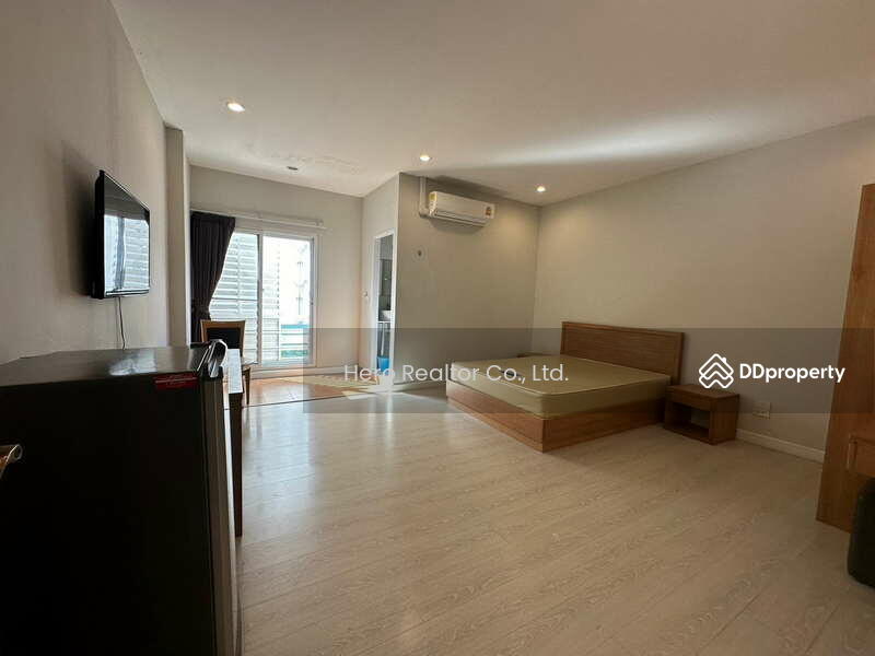 For Rent - For Rent Bangkok Home Office Phahon Yothin Road BTS Phahon Yothin 24 Chatuchak BRE23222, Bangkok