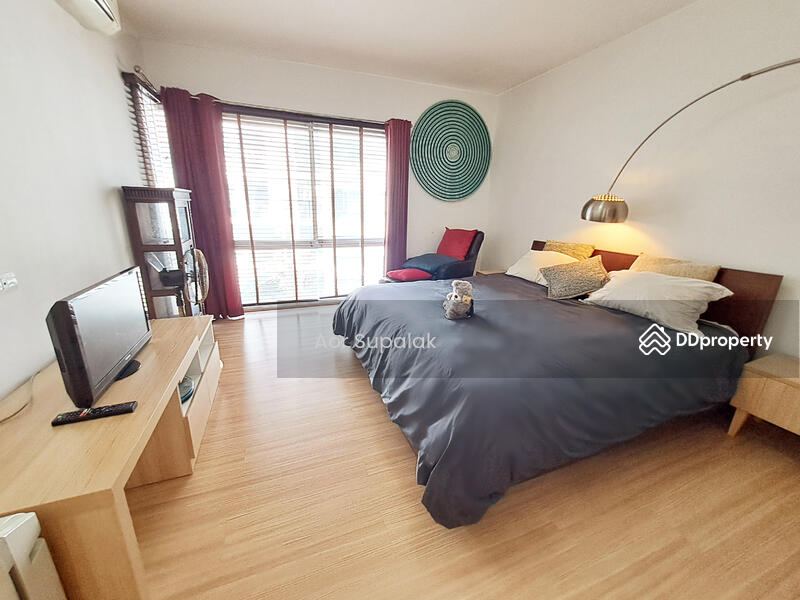 For Sale - A Space Play, Bangkok