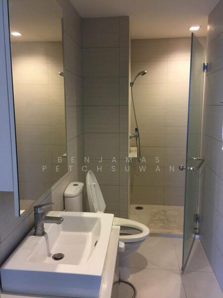 Siri At Sukhumvit, Bangkok, 902 Sukhumvit Road, Phra Kanong, Khlong Toei, Bangkok, 2 Bedrooms, 74 sqm, Condo For Sale, by Benjamas Petchsuwan, 11897956 - DDproperty.com