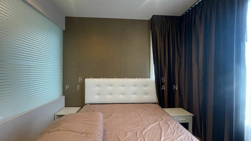 Siri At Sukhumvit, Bangkok, 902 Sukhumvit Road, Phra Kanong, Khlong Toei, Bangkok, 2 Bedrooms, 74 sqm, Condo For Sale, by Benjamas Petchsuwan, 11897956 - DDproperty.com