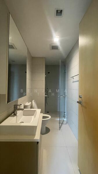 Siri At Sukhumvit, Bangkok, 902 Sukhumvit Road, Phra Kanong, Khlong Toei, Bangkok, 2 Bedrooms, 74 sqm, Condo For Sale, by Benjamas Petchsuwan, 11897956 - DDproperty.com