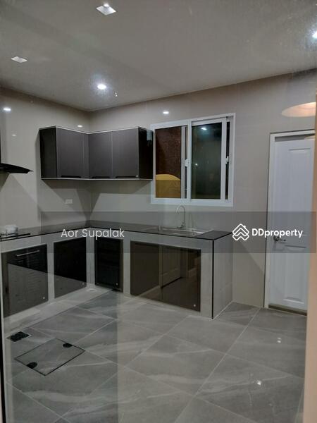 ขาย - Town Avenue Rama 9 : ทาวน์ อเวนิว พระราม 9, กรุงเทพ