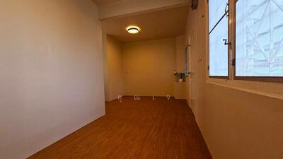 ขาย - อาคารชุดเอื้ออาทรคลองถนน ตึก12 (ห้องมุมรีโนเวท) ซอยเพิ่มสิน24/1, กรุงเทพ