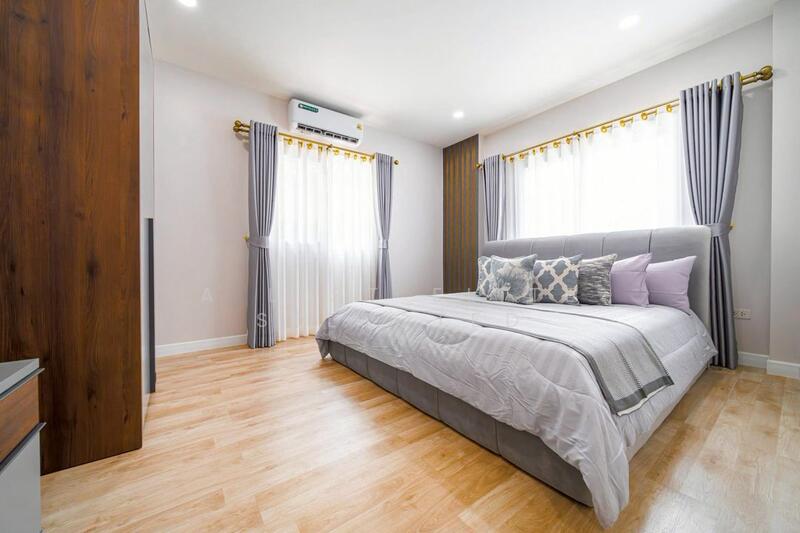 House near Terminal 21 Shopping Mall, , 5 Bedrooms, 320 sqm, Single Detached House For Sale, by A LIST ELITE SELECTED, 11898527 - DDproperty.com