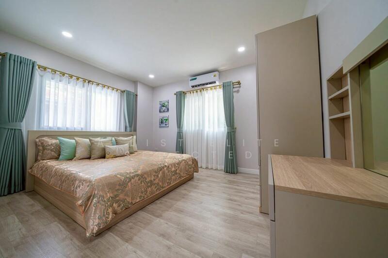 House near Terminal 21 Shopping Mall, , 5 Bedrooms, 320 sqm, Single Detached House For Sale, by A LIST ELITE SELECTED, 11898527 - DDproperty.com