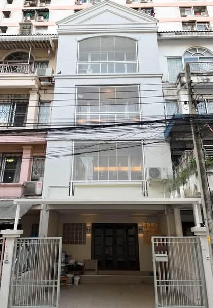 Townhouse at Sukhumvit 101/1, Bangkok, Bang Chak, Phra Khanong, Bangkok, 3 Bedrooms, 210 sqm, Townhouse For Rent, by Knight Frank Chartered (Thailand) Co.,Ltd, 11898668 - DDproperty.com