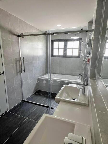 Centro Bangna, Samut Prakan, 111 Soi 3, Bang Kaeo, Bang Plee, Samut Prakan, 4 Bedrooms, 303 sqm, Single Detached House For Rent, by YTD Land&houses Real Estate Agency, 11898921 - DDproperty.com