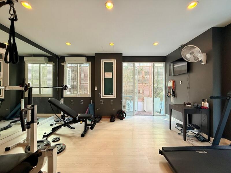 The Verandah, Bangkok, Soi Sukhumvit 23, Khlongtoei Nua, Watthana, Bangkok, 4 Bedrooms, 350 sqm, Condo For Rent, by Bangkok Residential, 11899642 - DDproperty.com