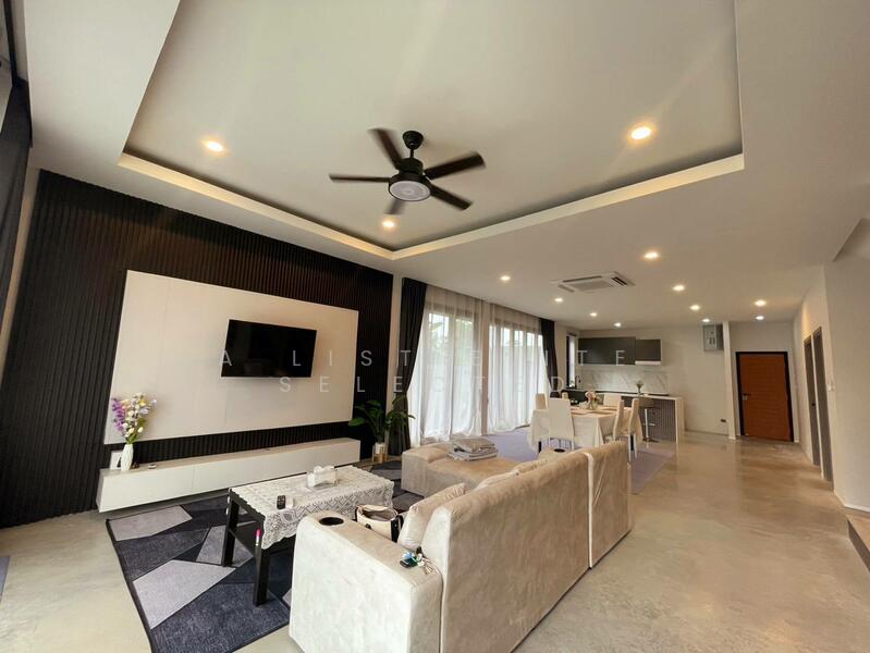 New luxury house in Huai Yai, Chon Buri (Pattaya), Huai Yai, Bang Lamung (Pattaya), Chon Buri (Pattaya), 4 Bedrooms, 337 sqm, Single Detached House For Sale, by A LIST ELITE SELECTED, 11899802 - DDproperty.com